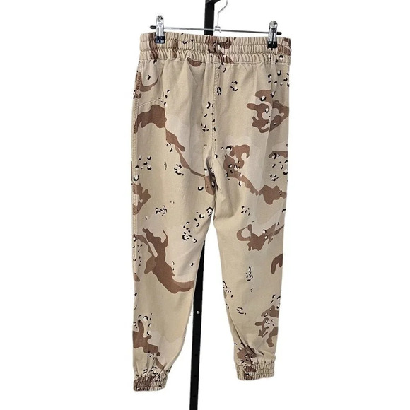 Aritzia TNA Women's Alix Jogger Pant Size Small Camo Army Pant - Picture 2 of 8